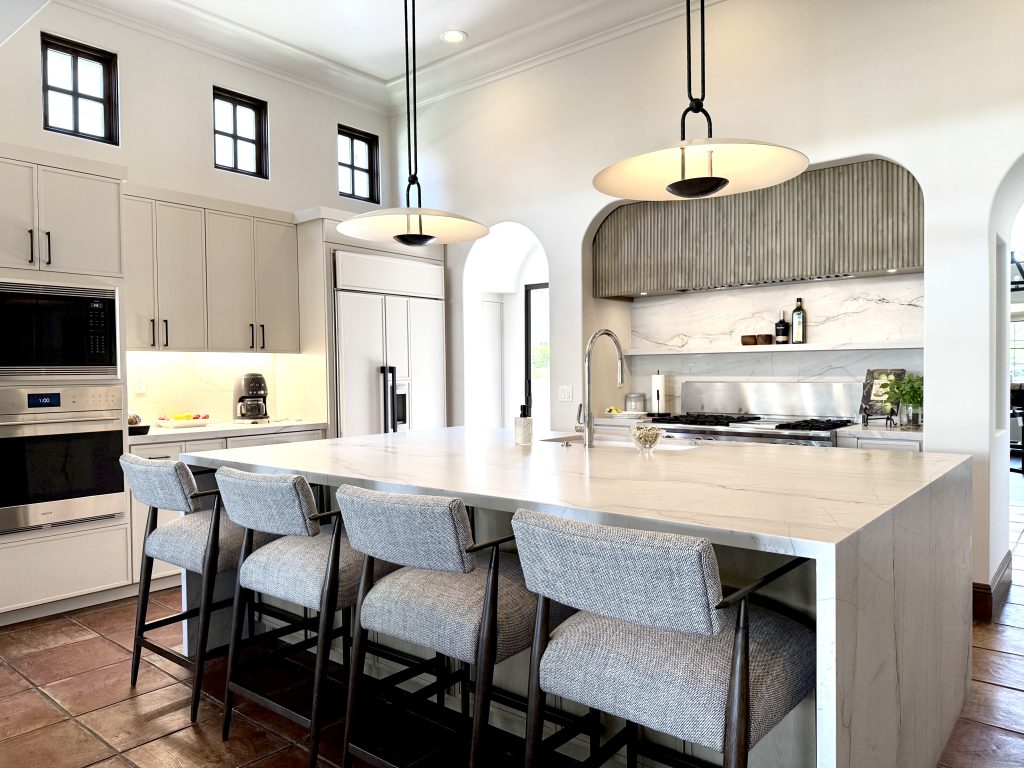Do Refaced Cabinets Look New? What to Expect